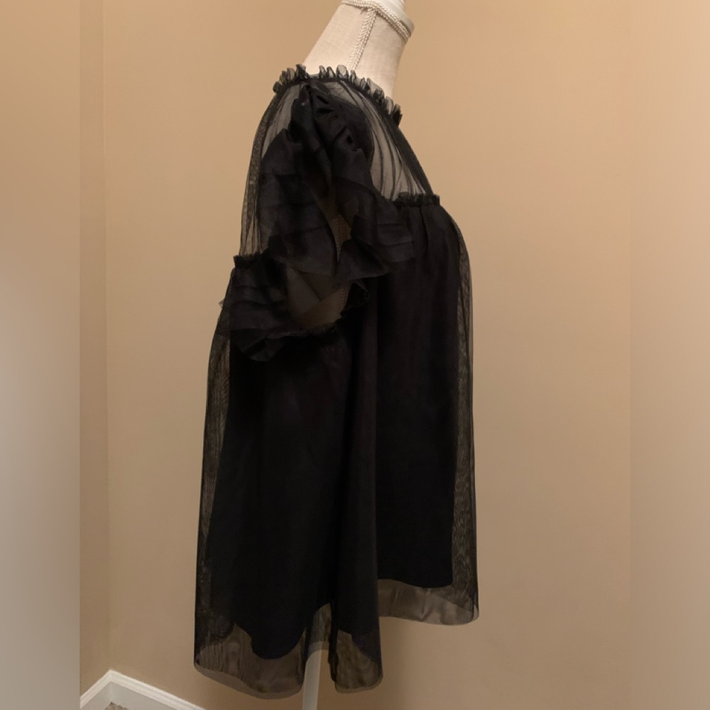Women’s Tulle Flutter Sleeve Top Blouse - Picture 6 of 9